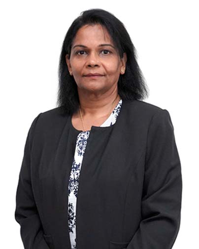Dr. Shalena Nesaratnam, konsultan Penyakit Dalam di Gleneagles Hospital Kuala Lumpur