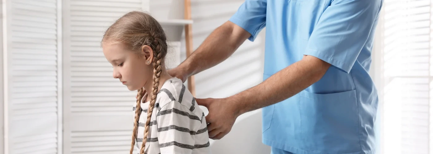 World Scoliosis Day (1400px x 500px)