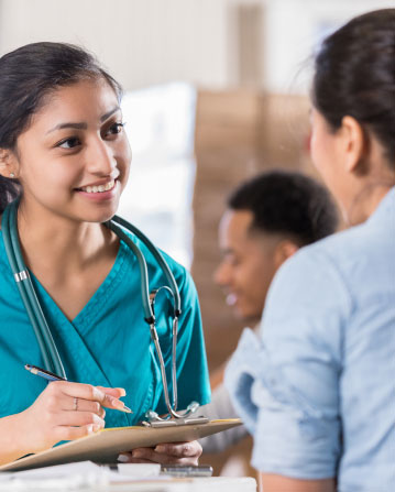 a nurse is admitting a patient in an emergency hospital